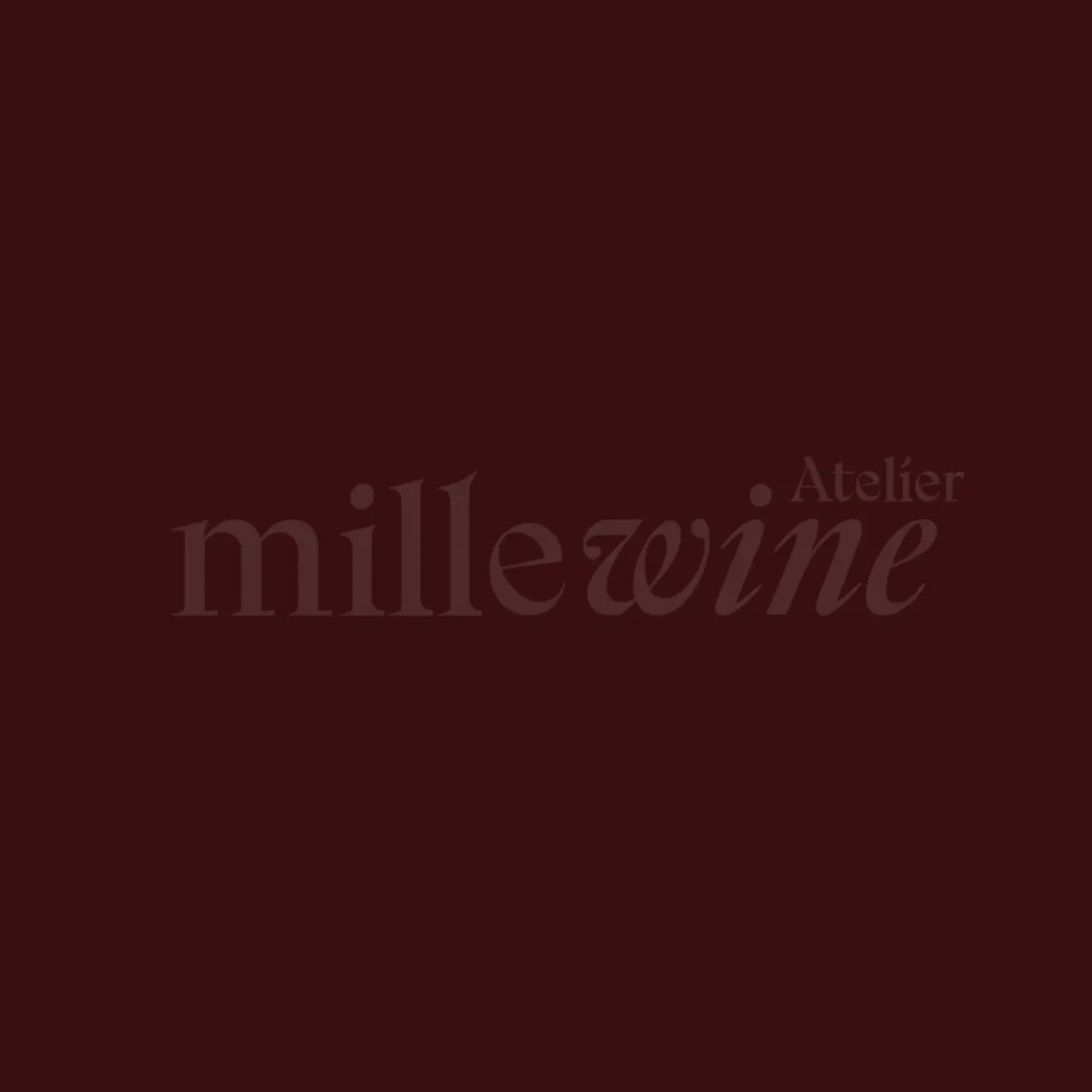 Logo Atelier MilleWine — identité visuelle freelance stratégie social media vin spiritueux